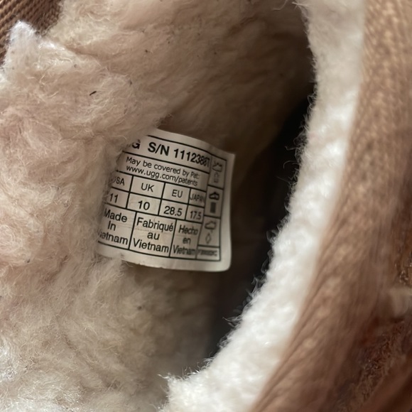 UGGs Shiny Cheetah print - Picture 5 of 6